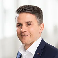 Porträt von Christopher Hempel